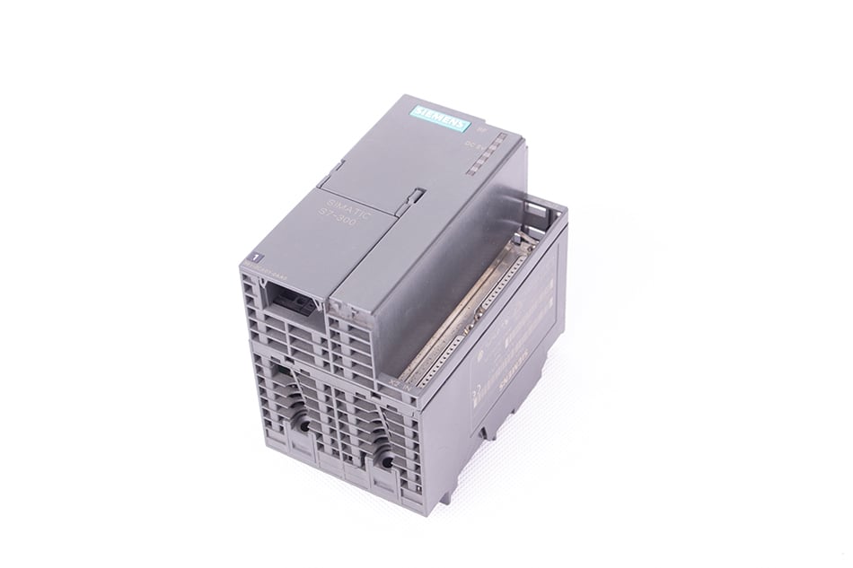 SIEMENS 6ES7361-3CA01-0AA0 MODULE D'EXTENSION 