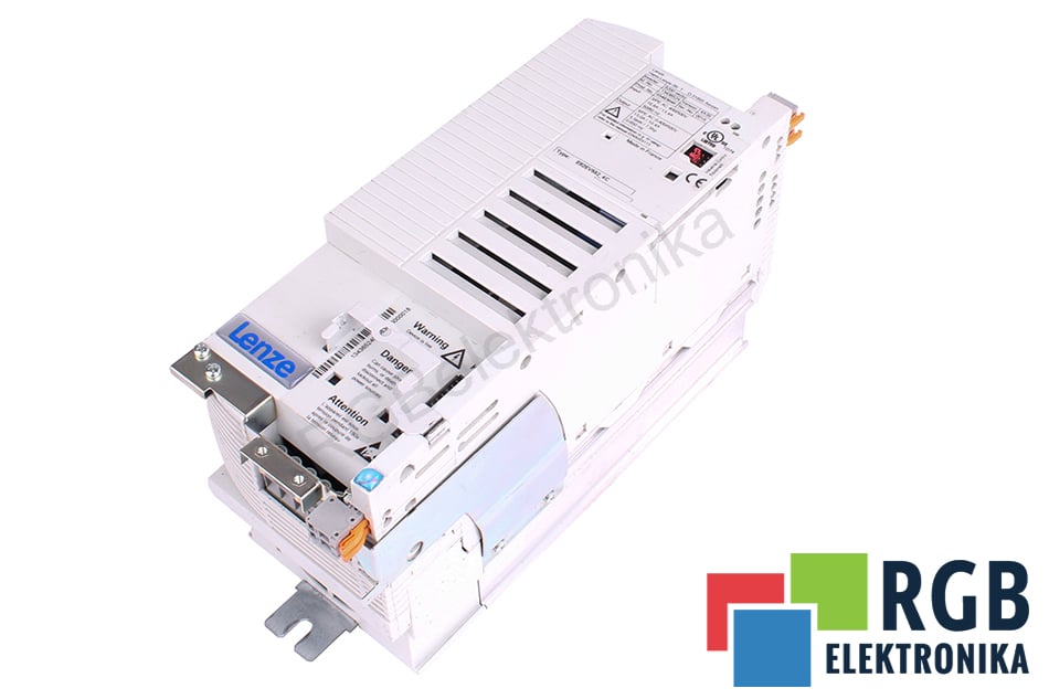 LENZE E82EV552_4C 8200 VECTOR ID.-NO.: 13436524 8200 VECTOR 5.5KW 500V 13.4A 650HZ 5.5 KW 500V 13.4A 3 -F 650 HZ 