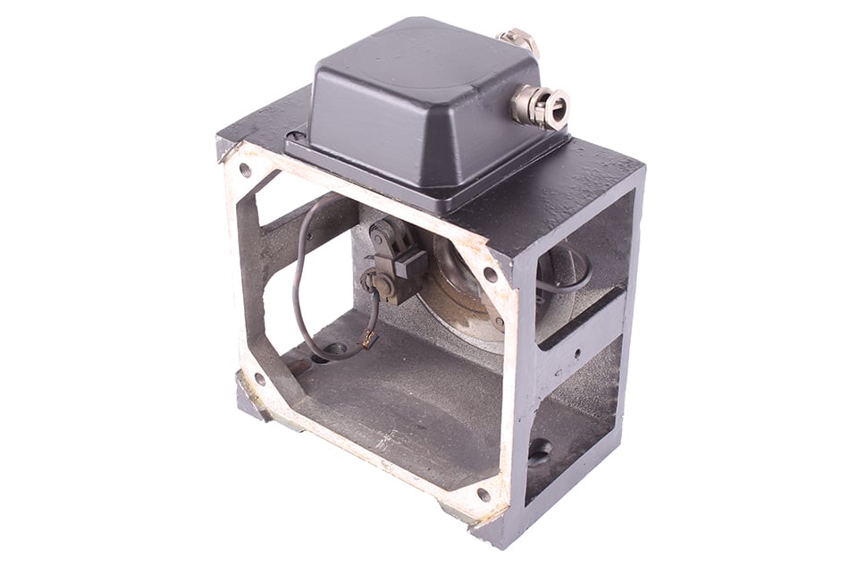 G100G/13 RELIANCE ELECTRIC TYLNA OBSADA