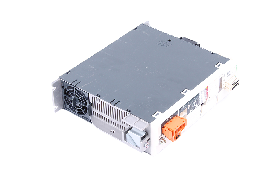 LXM32MD30N4 SCHNEIDER ELECTRIC 3KW 480V 10A