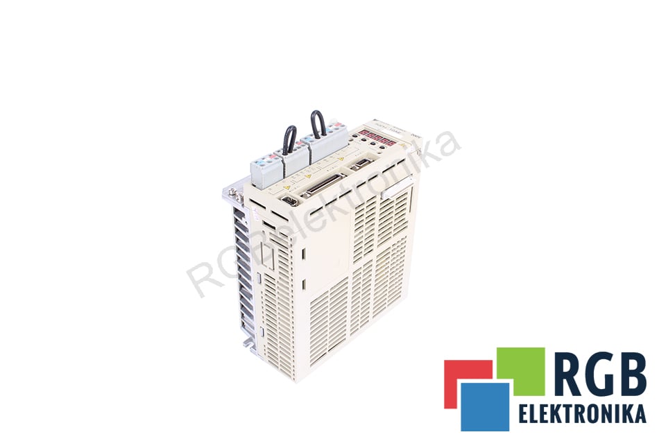 SGDH-10AE SERVOPACK YASKAWA 1KW 230V 7A 300HZ
