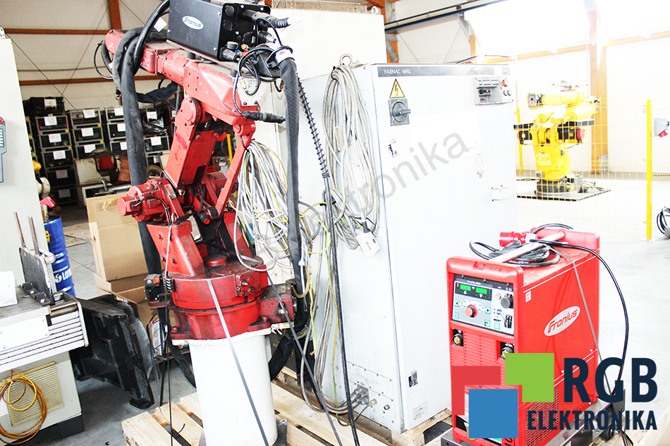 YASKAWA WELDING SYSTEM INDUSTRIAL ROBOT 