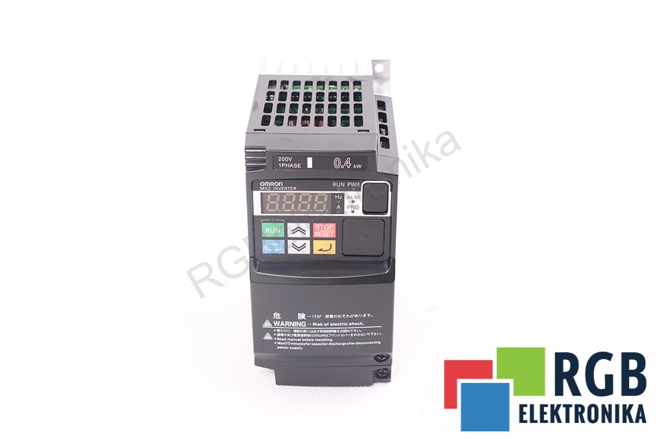 FREQUENZUMRICHTER INVERTER  3G3MX2-AB004-E 1x200-240V 400HZ 0,4KW OMRON