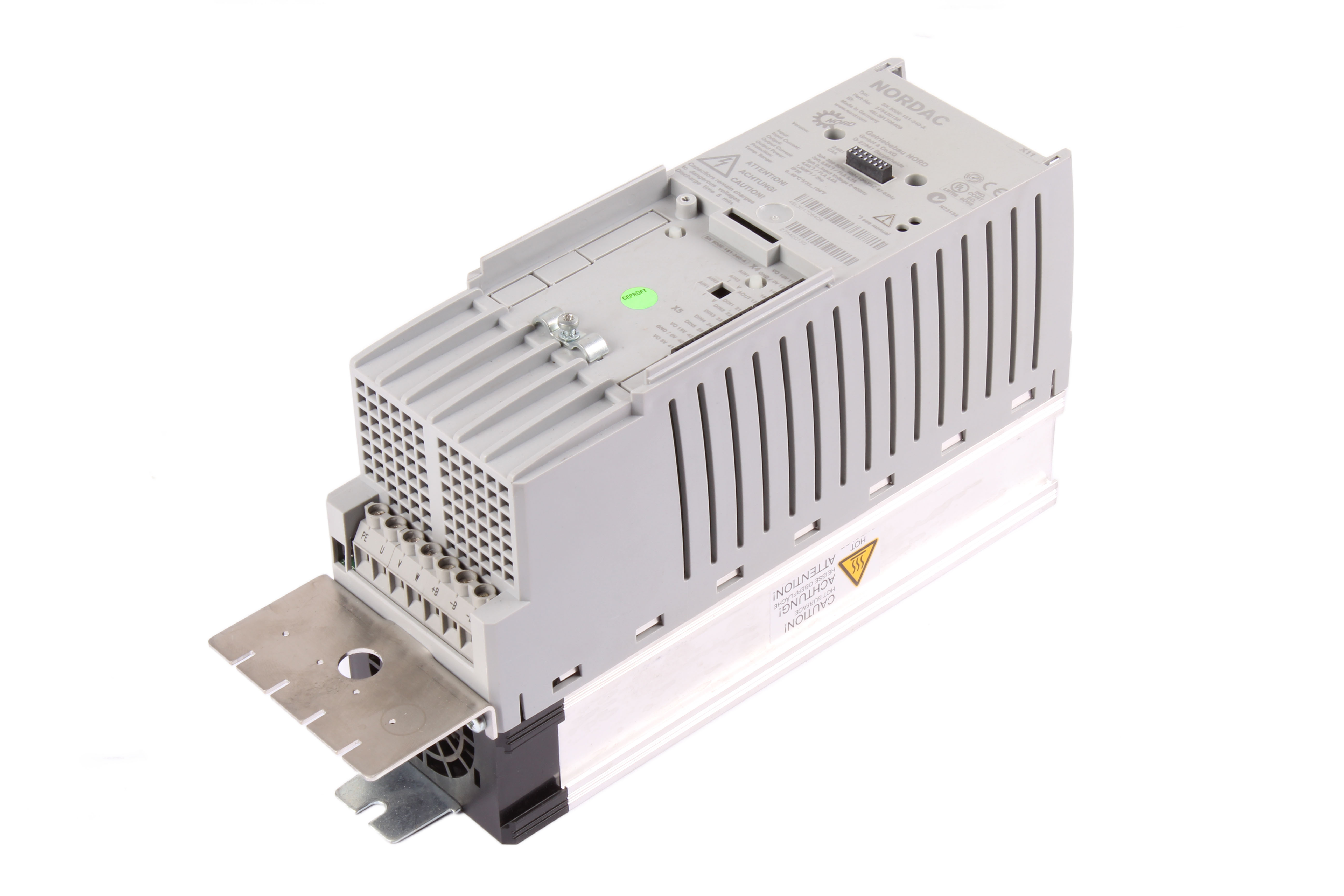 NORD SK500E-151-340-A PART-NO:275420150 NORDAC 500E 1.5 KW 3.6A 3 -F 400 HZ 