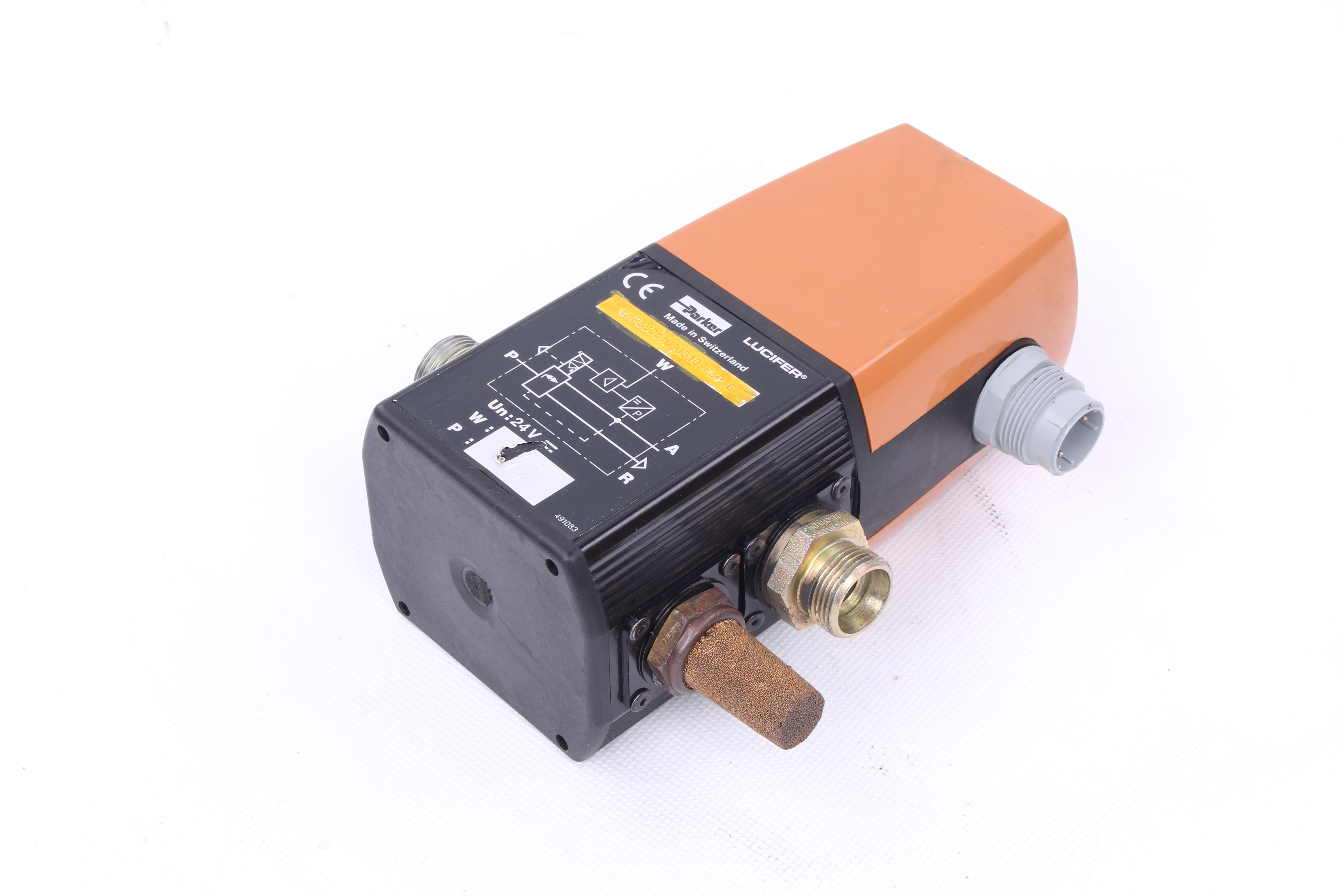 ZAWÓR EPP3JC41U91310 24VDC 0-10V 12BAR PARKER