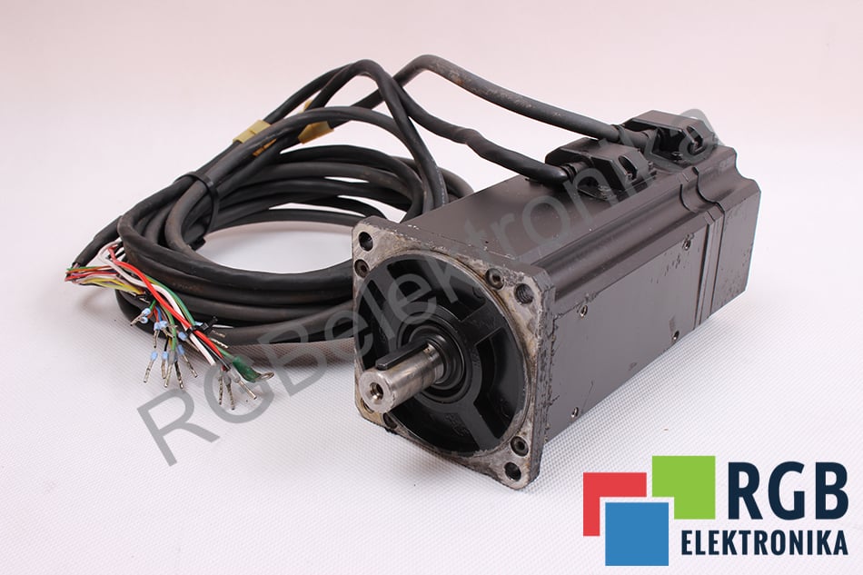 Q2AA08100DXZ2A 900W 200VAC 5.4A 3000MIN-1 SERVOMOTOR SANYO DENKI
