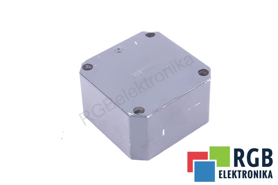 BACK COVER FOR MOTOR 1FT6044-4AF71-4AH2 2.5A 3000/MIN 324V SIEMENS