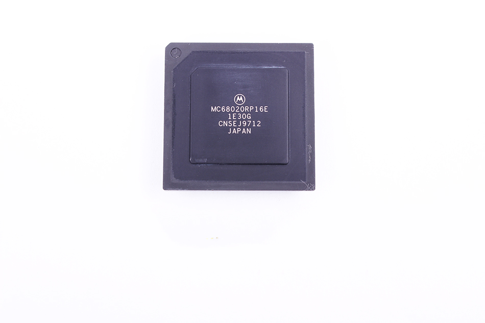 MOTOROLA MC68020RP16E MIKROCONTROLLER 