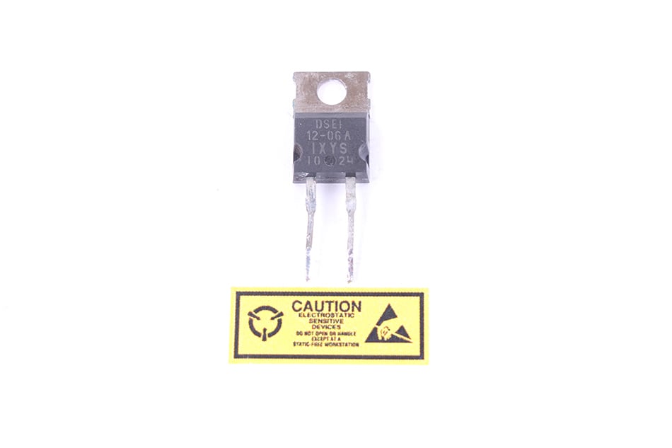 FAST RECOVERY EPITAXIAL DIODE DSEI12-06A 14A 600V TO-220AC THT IXYS