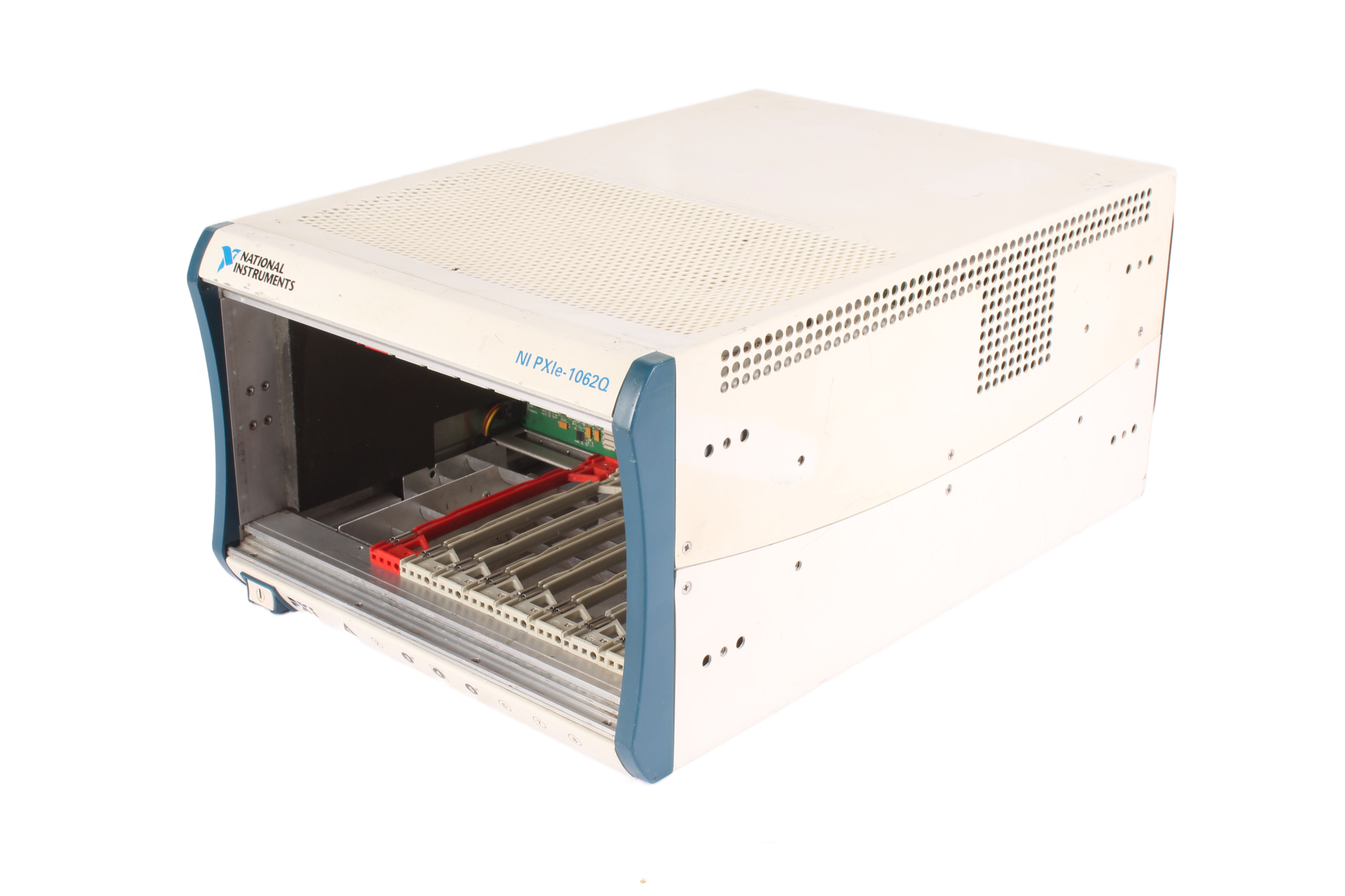 NATIONAL INSTRUMENTS NIPXIE-1062Q RACK 