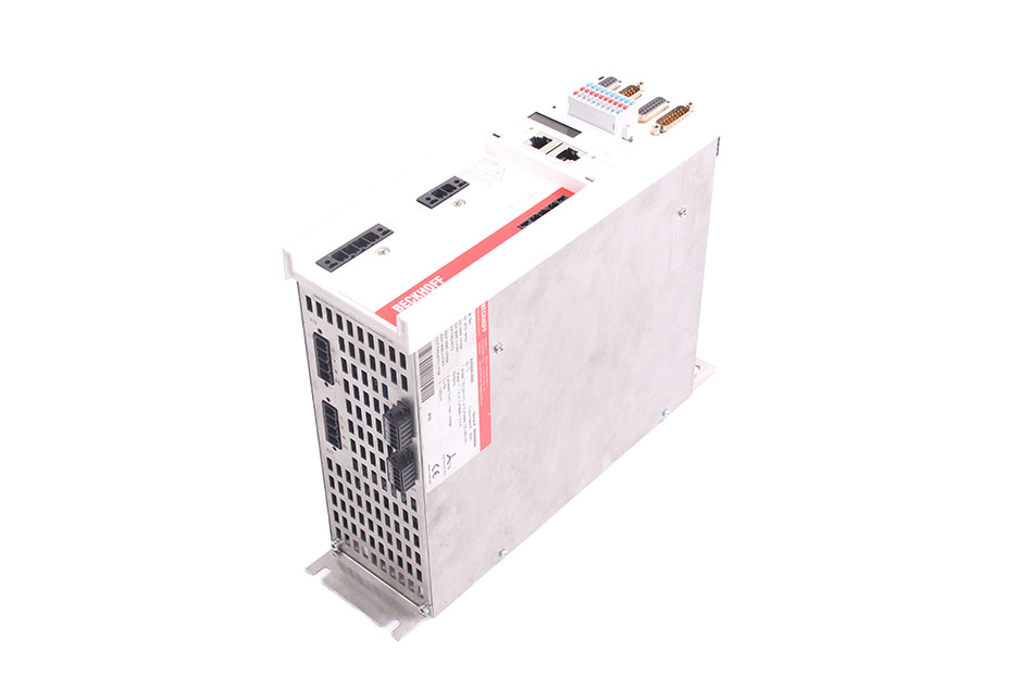 DIGITAL COMPACT SERVO DRIVE AX5206-0000 100-240VAC 17.1A 50/60HZ BECKOFF