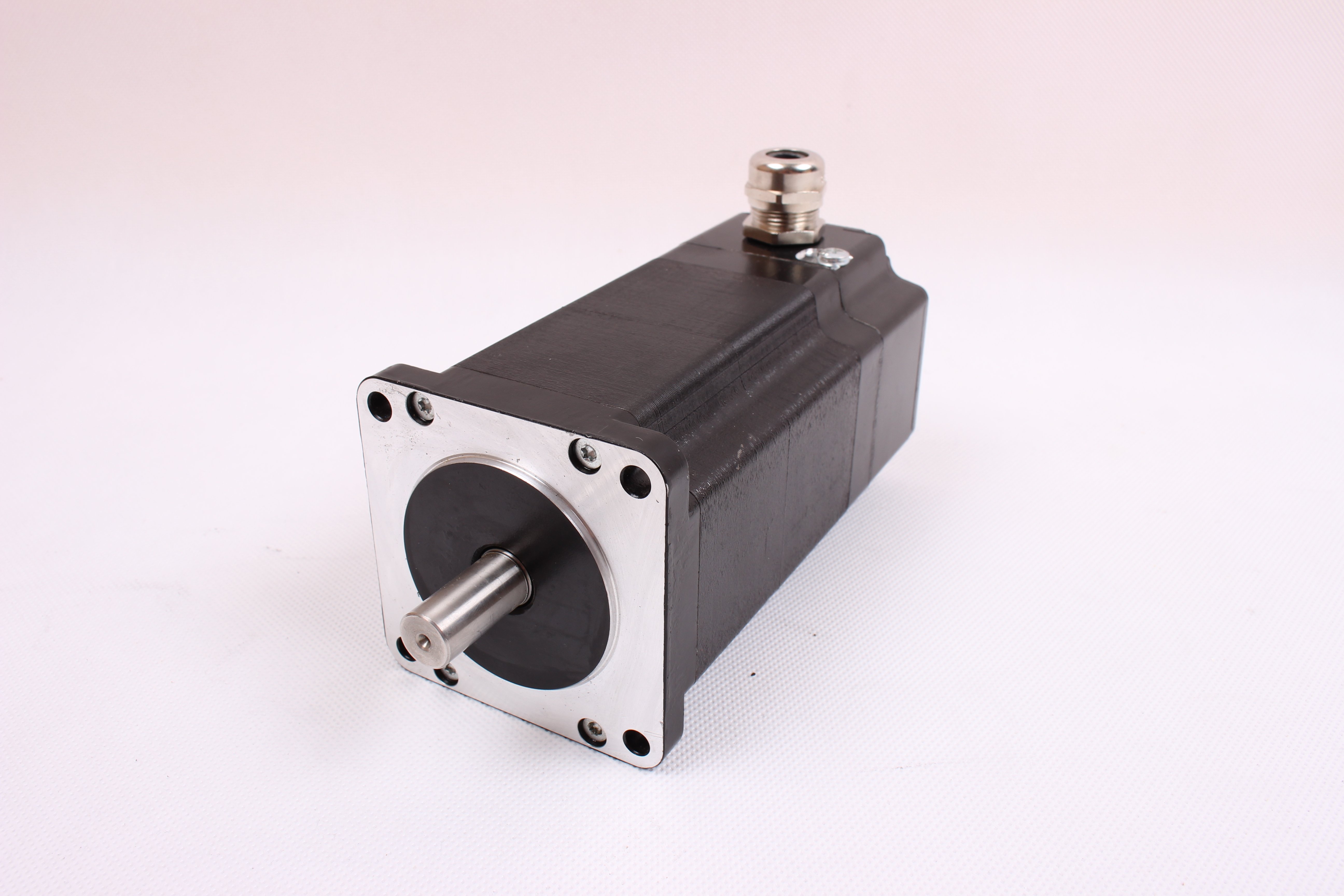 VRDM3913/50LWBOO VRDM391350LWBOO 2.25A 230VAC MOTOR BERGER LAHR