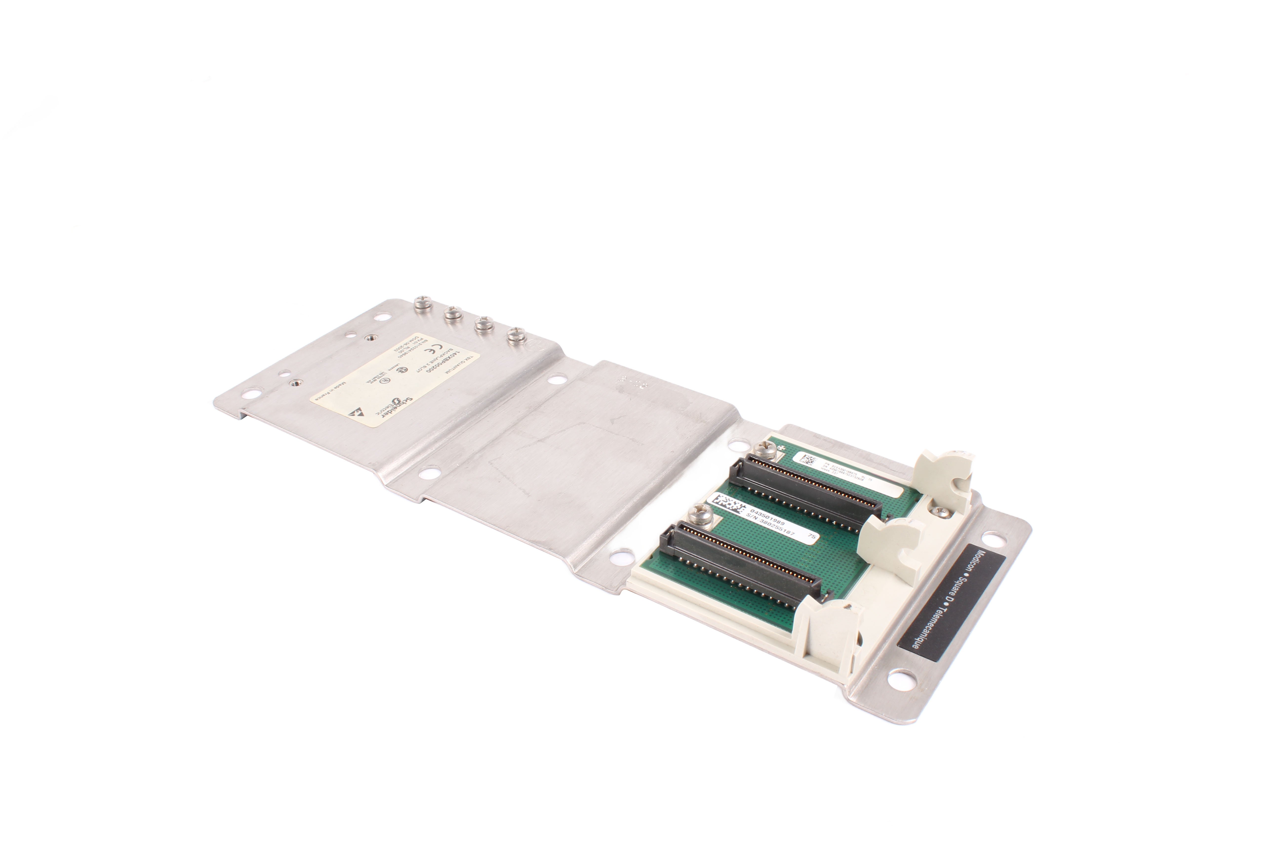 140XBP00200 TSX QUANTUM SCHNEIDER ELECTRIC RACK