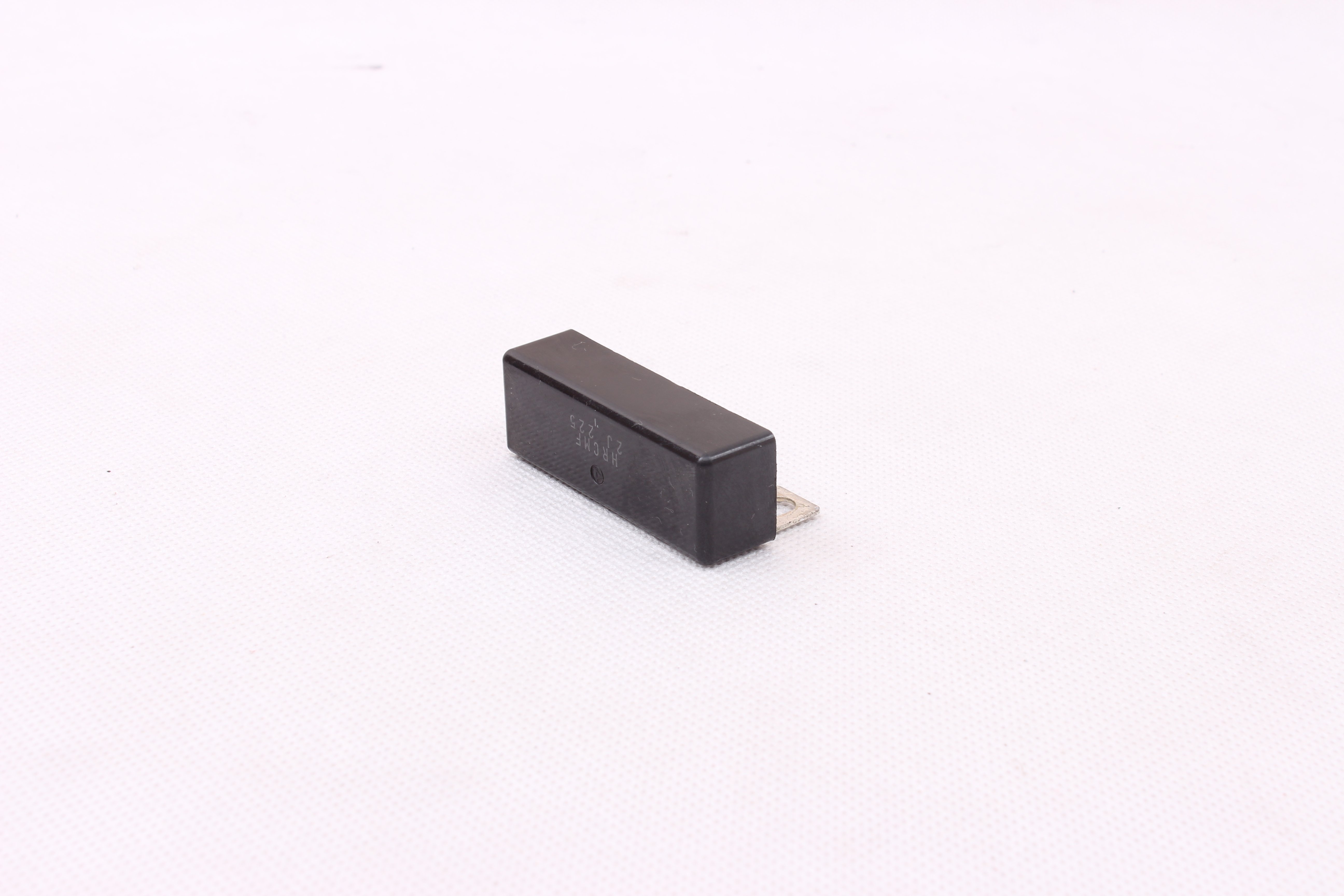 OKAYA HRCMF2J225 KONDENSATOR 
