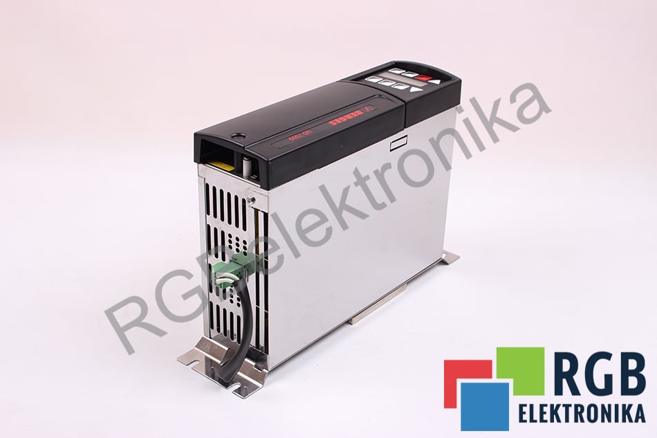 UD7004-0 4KW 9.2A MAX675HZ UD7000 BERGES