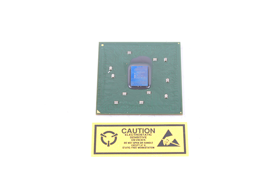 GRAPHICS AND MEMORY CONTROLLER JG82855GME SL7VN FCBGA INTEL