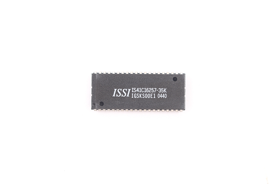 NOWA PAMIĘĆ DRAM IS41C16257-35K 256KX16 SOJ-40 SMD ISSI