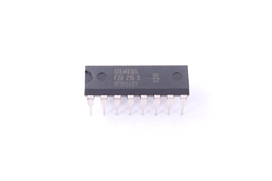 NOWY FZH215S DIP16 THT SIEMENS