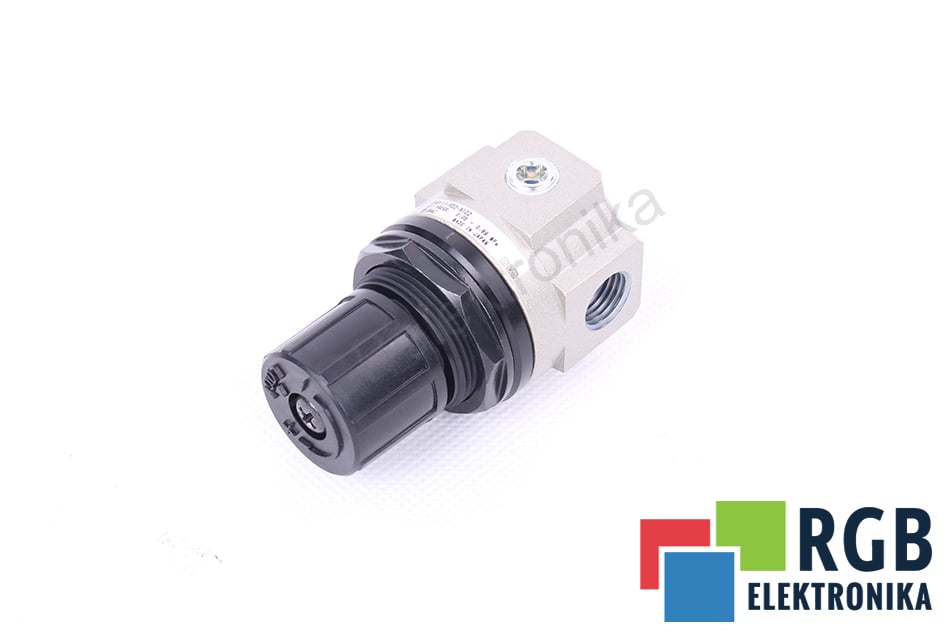 NOWY REGULATOR CIŚNIENIA EAR111-F02-X102 SMC