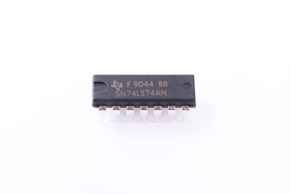 NEW DUAL D-TYPE POSITIVE-EDGE-TRIGGERED FLIP-FLOPS SN74LS74AN DIP14 THT TEXAS INSTRUMENTS