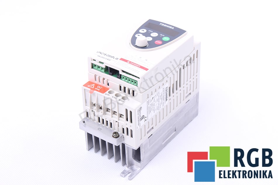 NEW TRANSISTOR INVERTER VFNC1S-2004PL-W(3) 0.4KW 200/240V 2.3A 0.5/200HZ TOSHIBA