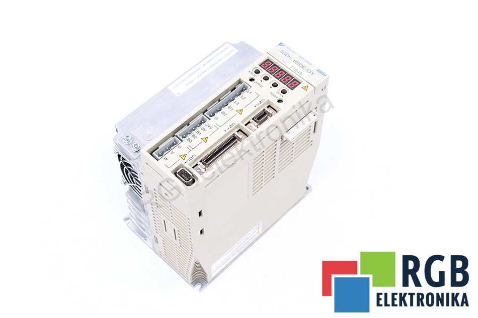 YASKAWA SGDH-05DE-OY 0.5 KW 480V 1.9A 0-300 HZ 