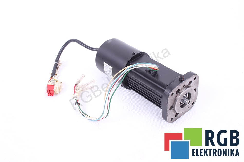 SERVOMOTOR USAREM-01YRW41 110W 1.1A 3000R/MIN YASKAWA ELECTRIC