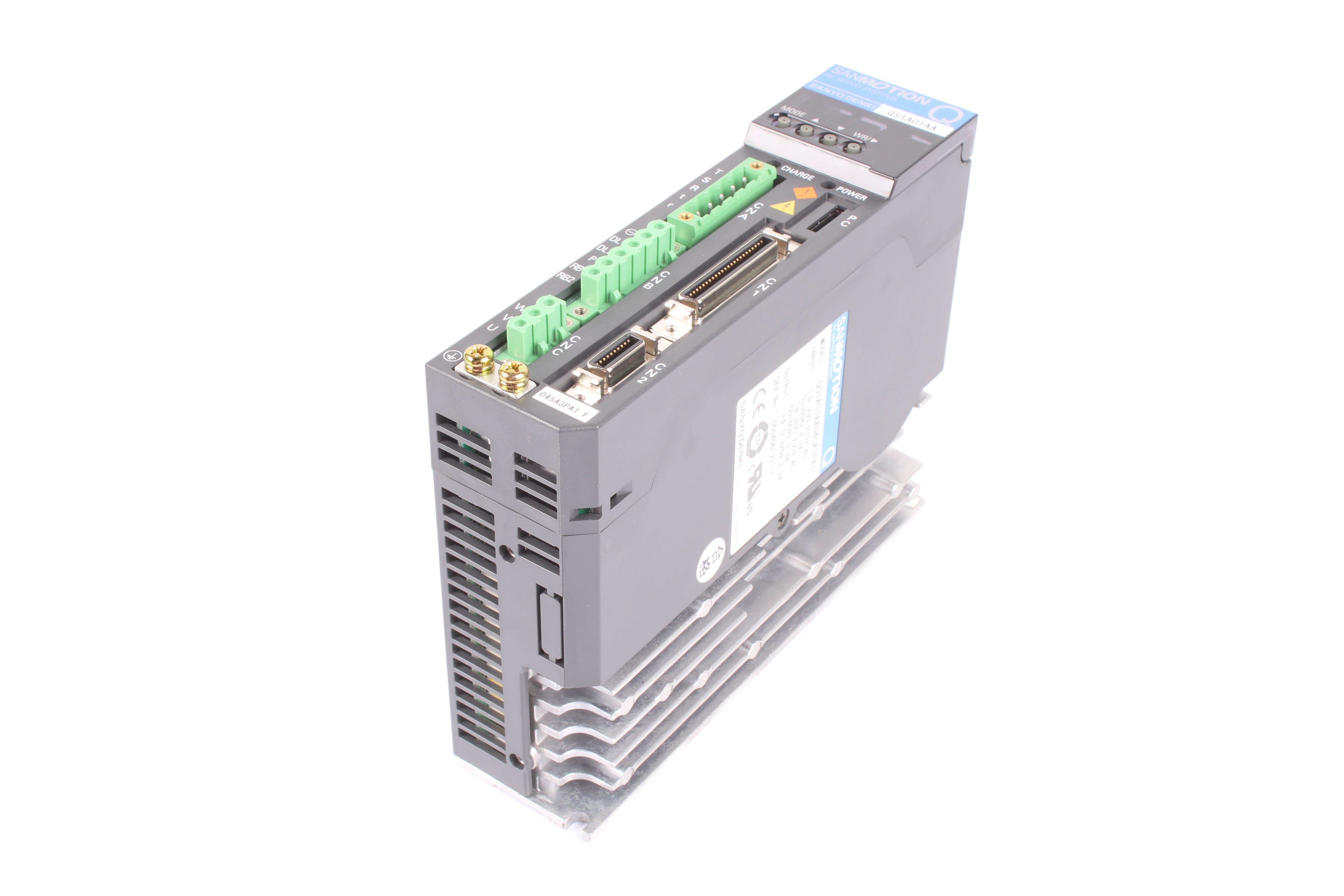 SANYO DENKI QS1A01AA045A3PA1 SANMOTION Q 326V 2.2A 1 -F 