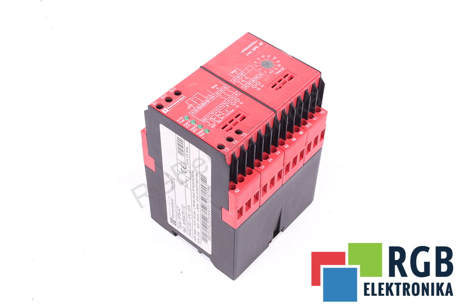 SAFETY RELAY XPS-AT XPSAT5110 24VAC 24VDC TELEMECANIQUE