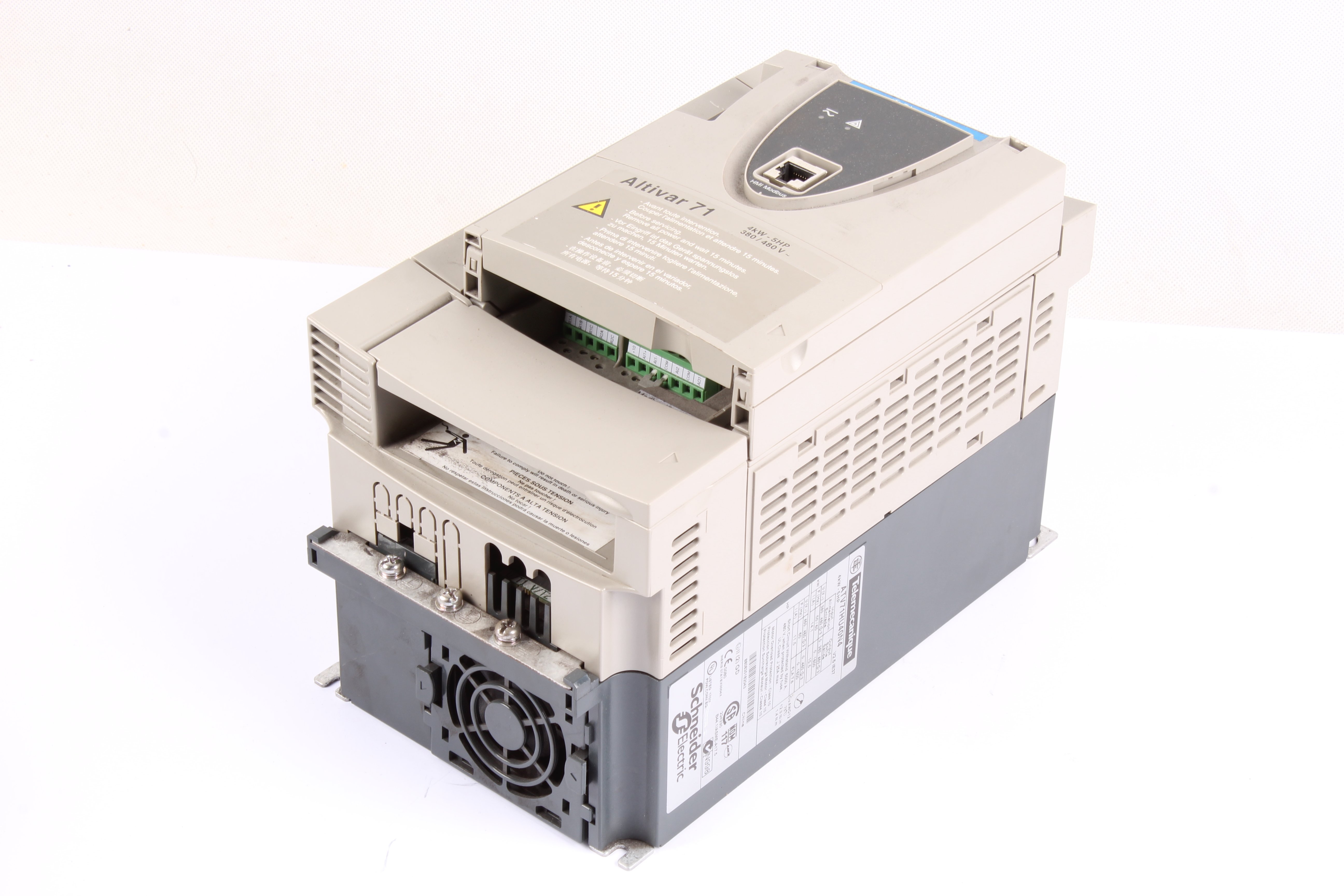 SCHNEIDER ELECTRIC ATV71HU40N4 ALTIVAR 71 4 KW 480V 10.5A 3 -F 1600 HZ 
