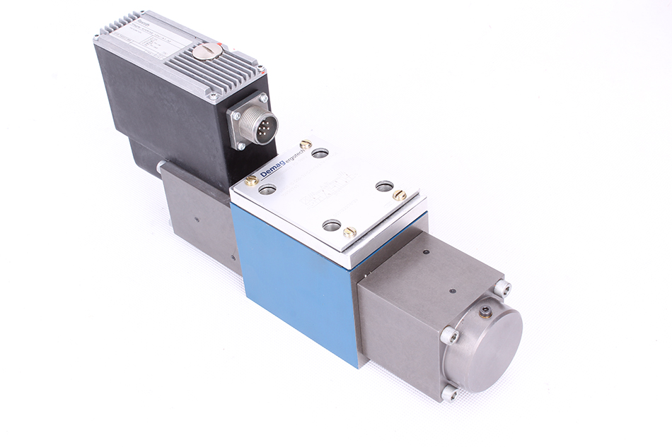 NAPRAWA BOSCH REXROTH 4WRSE10V-A1-32 STAŁA CENA