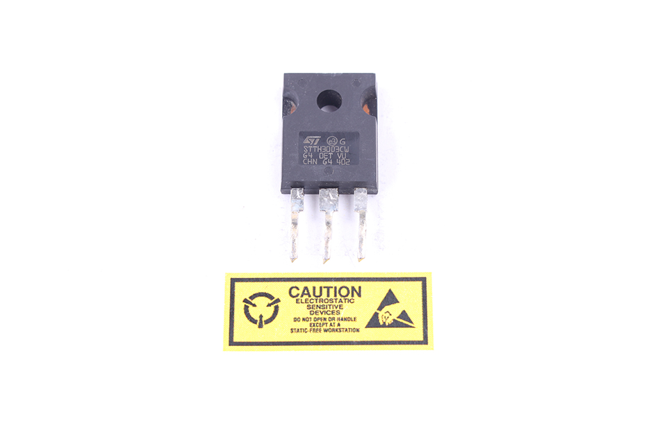 HIGH FREQUENCY SECONDARY RECTIFIER STTH3003CW 15A 300V TO-247 THT ST