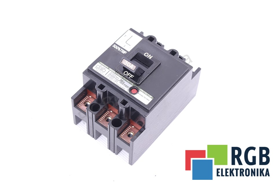 3-POLE CIRCUIT BREAKER T-30 GREEN POWER THYRISTOR PROTECTOR 600V 30A MATSUSHITA