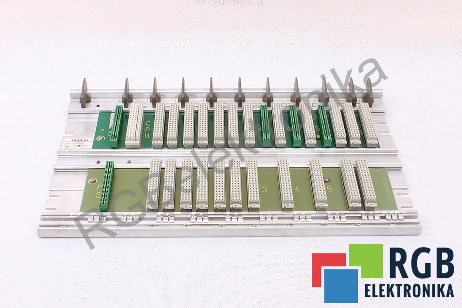 SIEMENS 6ES5700-3LA12 RACK 