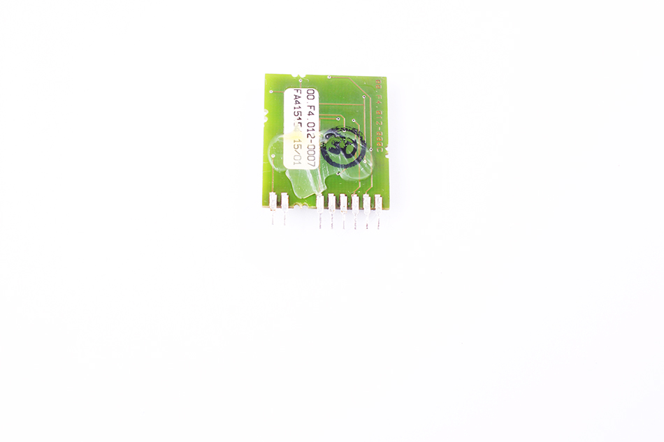 KEB 00.F4.012-0007 HÍBRIDO 
