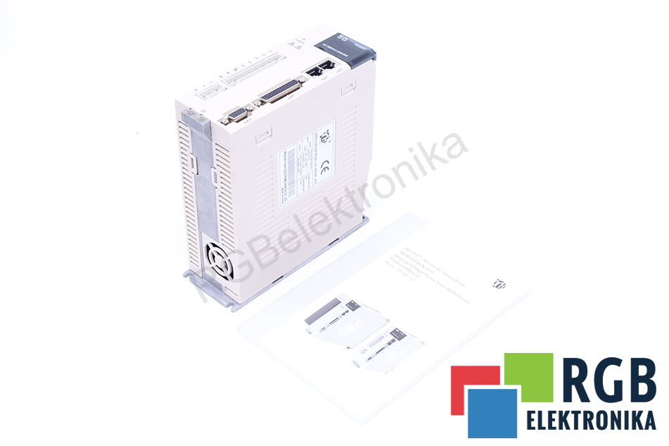 AC SERWONAPĘD STEROWNIK SERWO 2,6KW 50/60HZ 3X220V SG-AS30AF