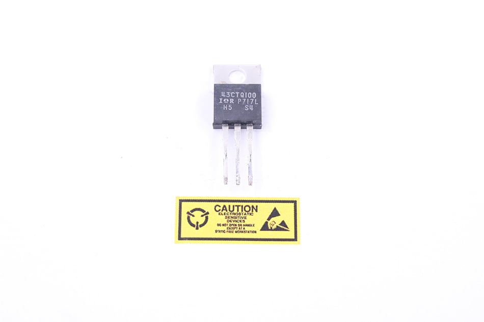 SCHOTTKY RECITIFIER DIODE 43CTQ100 40A 80-100V TO-220 THT IOR