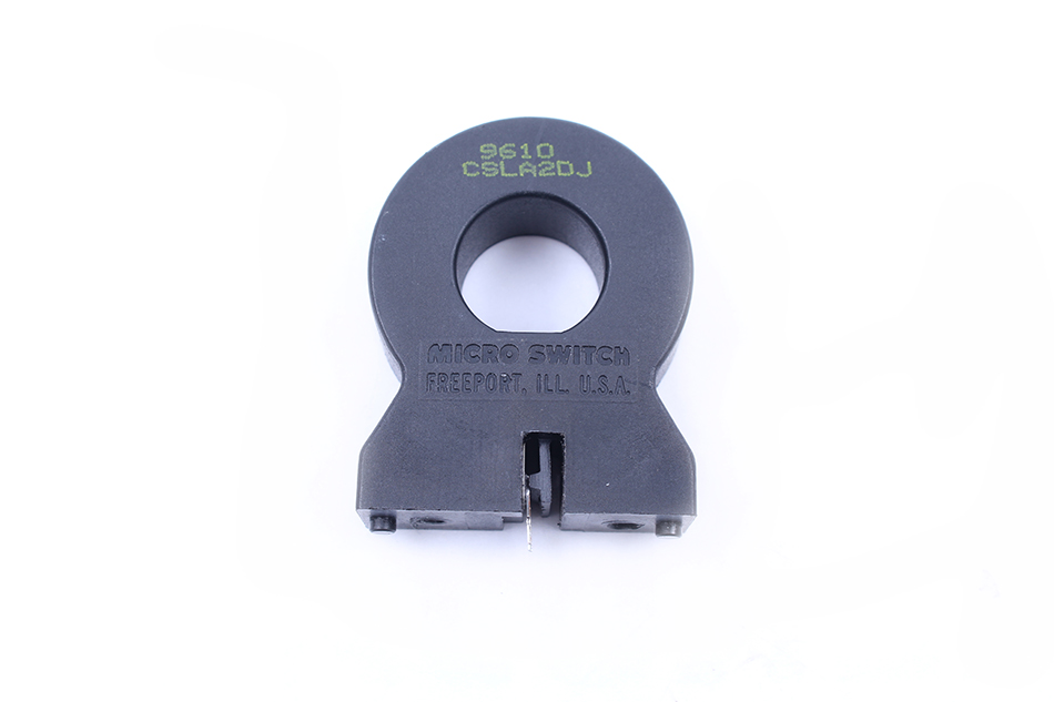 PRZEKŁADNIK PRĄDOWY CSLA2DJ Z HALLOTRONEM SS94A2 MICRO SWITCH