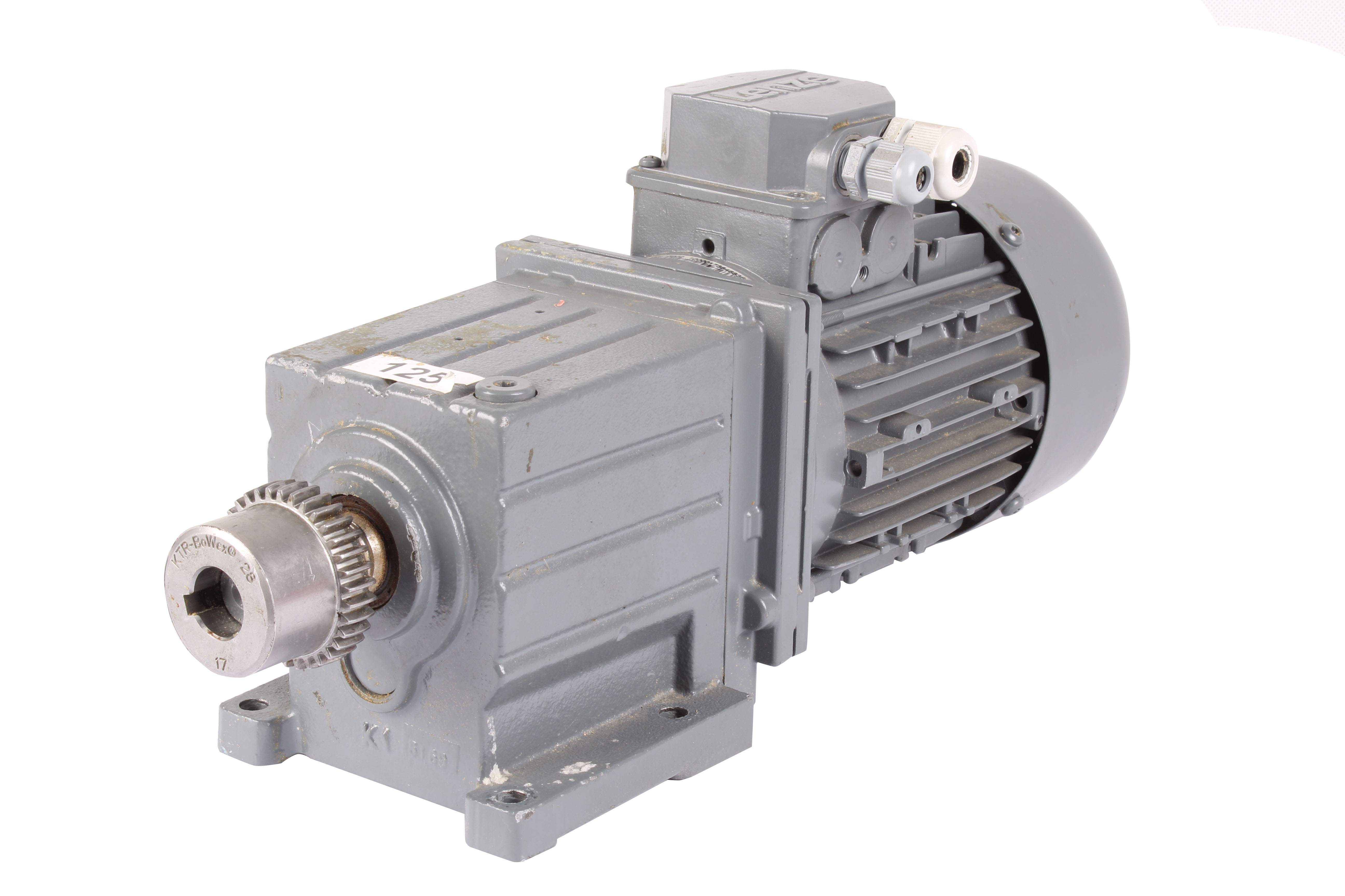 LENZE GST04-2MVBR071C42 MOTEURS A INDUCTION 460V 1 KW 1720 OBR/MIN 2.4A 3 -F 41 NM 2515 OBR/MIN 